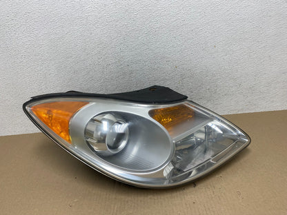 2007 to 2012 Hyundai Veracruz Right Passenger RH Headlight Halogen AE6956 DW0