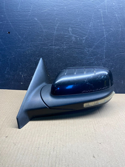 2015 - 2017 Ford Explorer Left Driver View Door Turn Signal Mirror AG3906 DW0