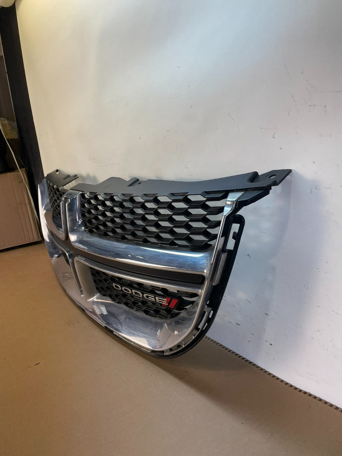 2011 to 2020 Dodge Grand Caravan Front Upper Grill Grille AH8558 DG1