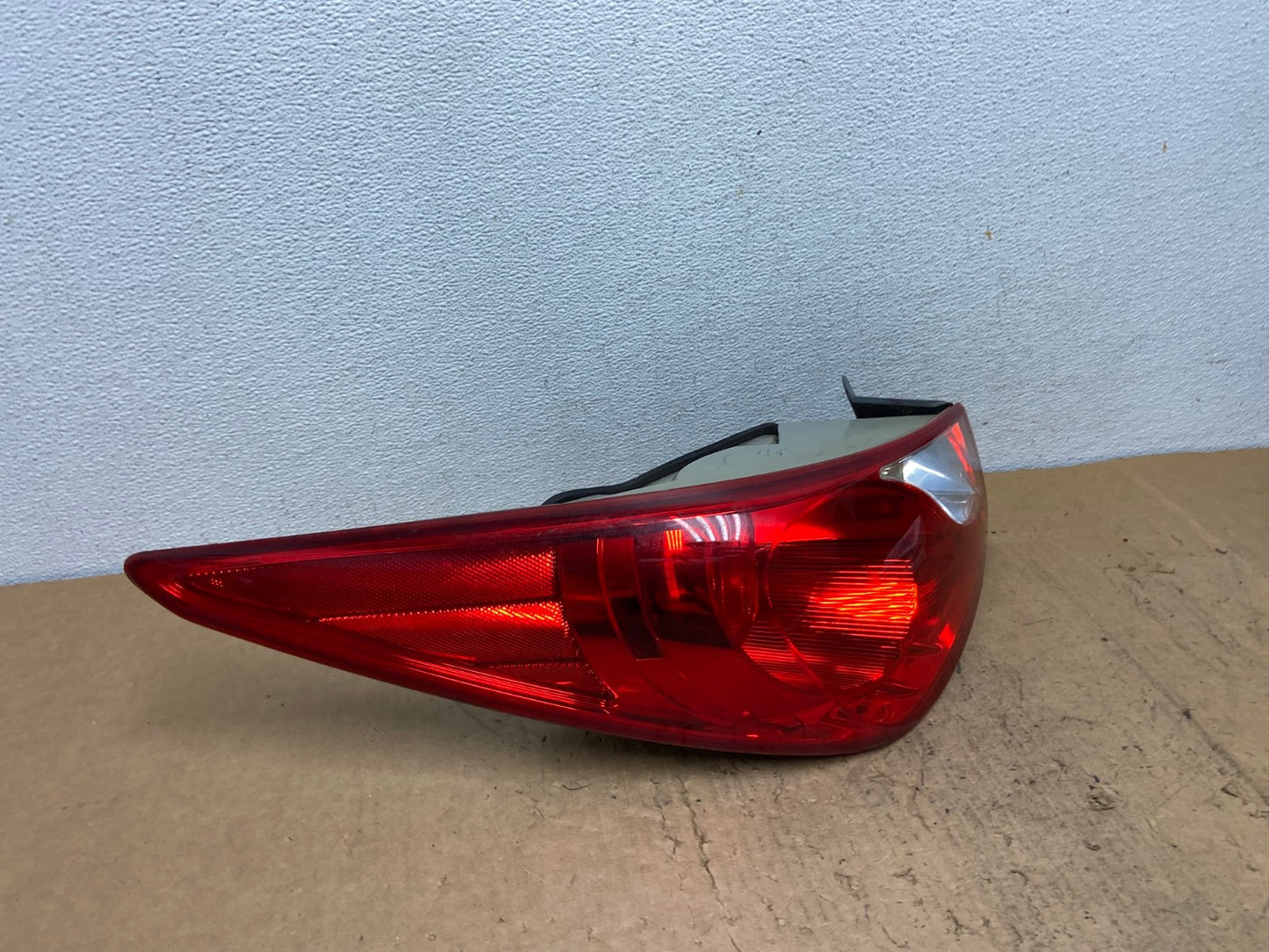 2011 2012 2013 Hyundai Sonata Left Driver LH Side Tail Light AD0540 LK2