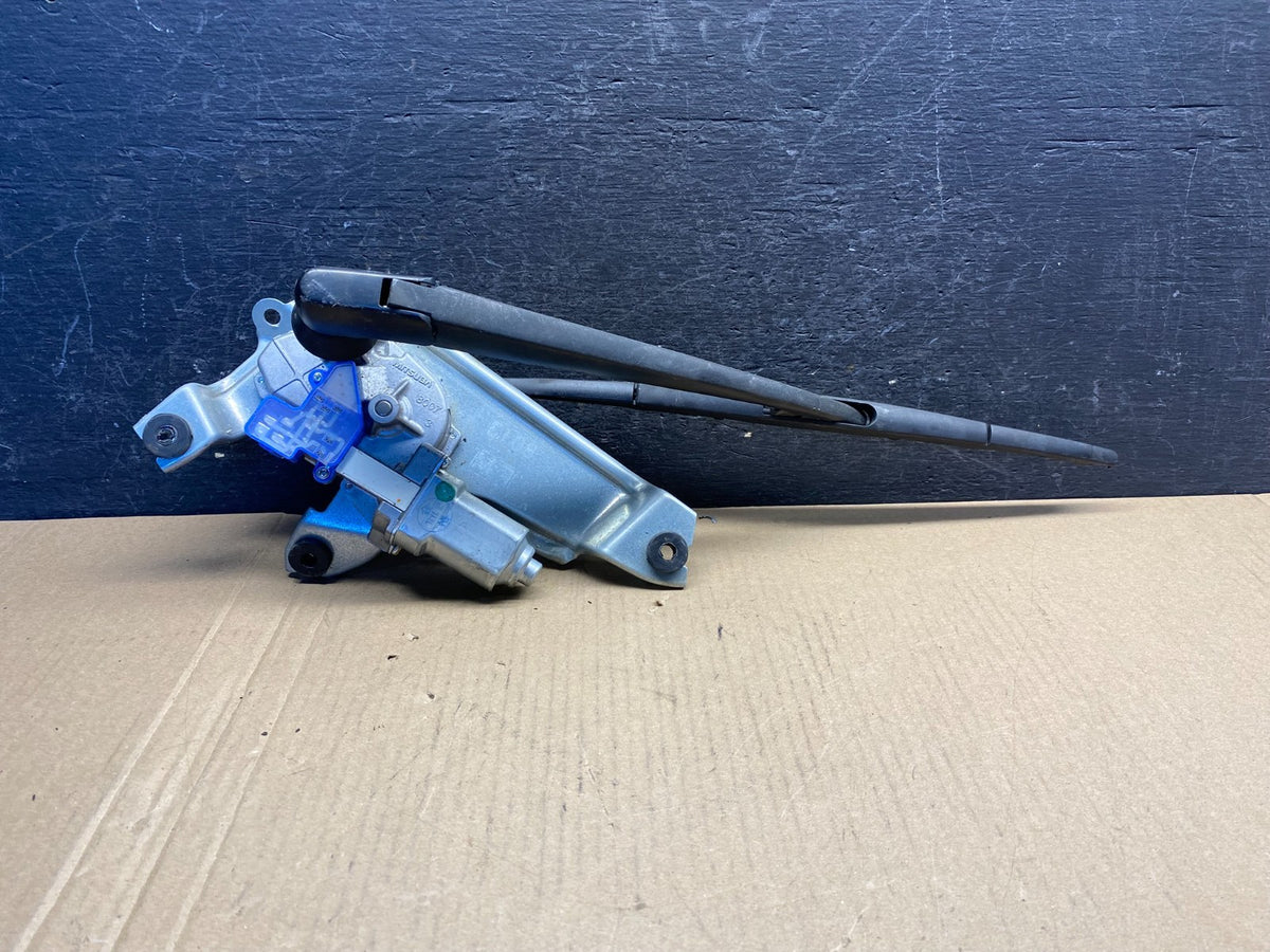 2018 to 2023 Subaru XV Crosstrek Rear Wiper Motor AG35390