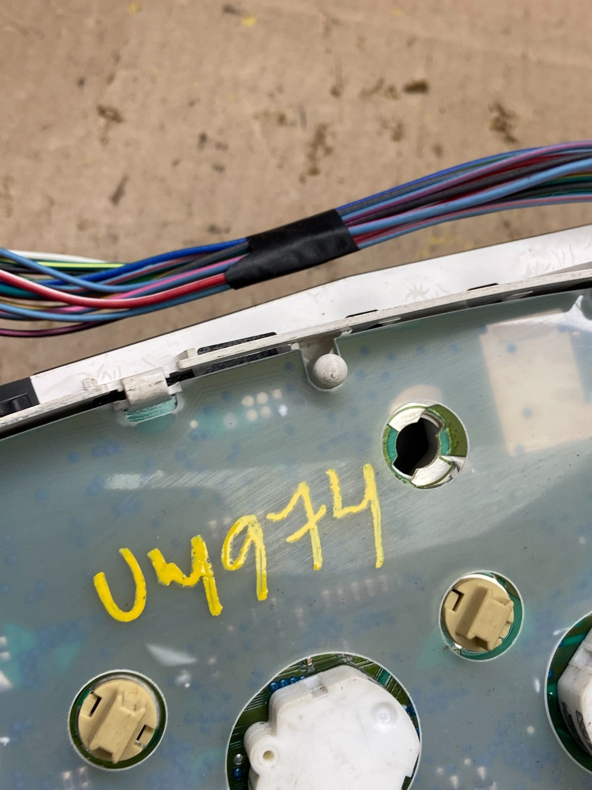 2004 to 2008 Ford E150 E250 Gauge Speedometer Cluster u4974 DG7