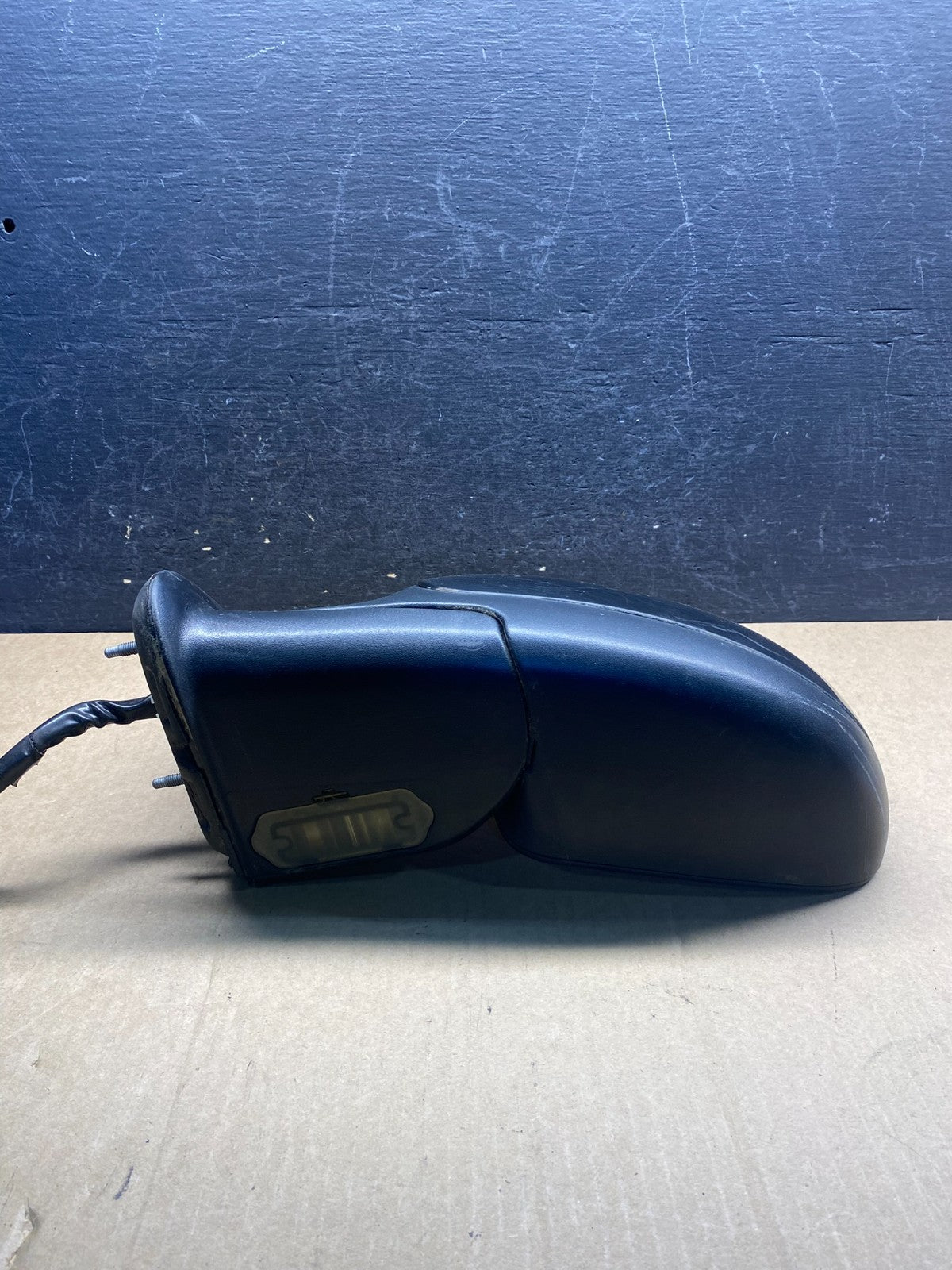 2003-2006 Chevrolet Tahoe Suburban Left Driver LH Turn Door Mirror AG7107 DW3