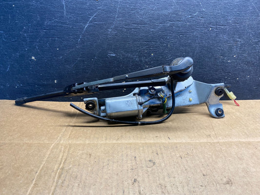 1991 to 1998 Mitsubishi Space Runner Wiper Motor Rear ab3794 DG0