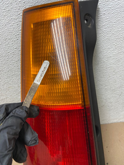 1997 1998 1999 2000 2001 Honda Crv Cr-v Left Driver Lh Tail Light AG5423 LK4
