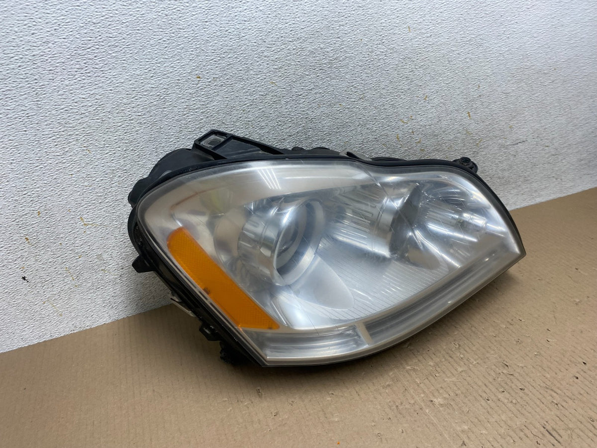2007 to 2009 Mercedes GL-Class GL450 Right Passenger Headlight AJ2516 DW2