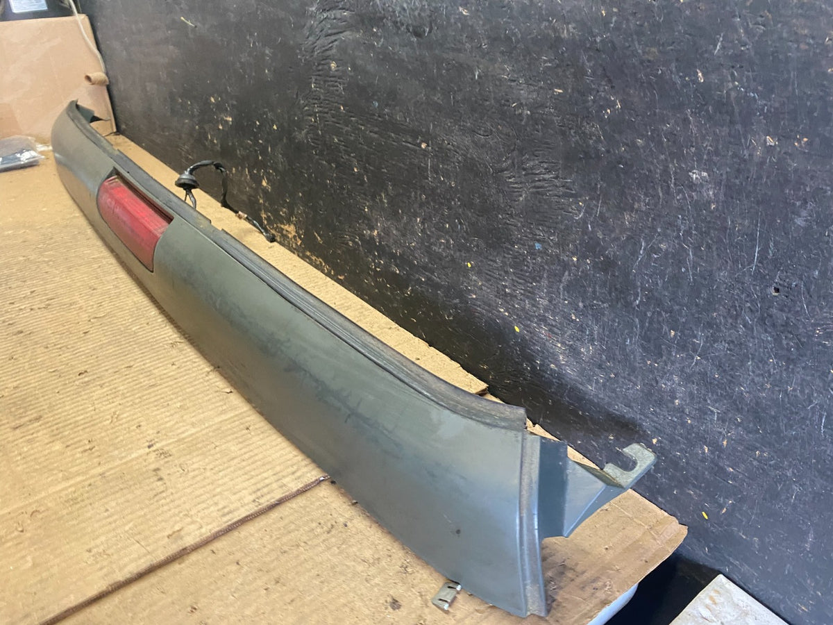 1996 to 2002 Chevrolet Express 3rd Third Brake Light Trim Spoiler T6790 DG1