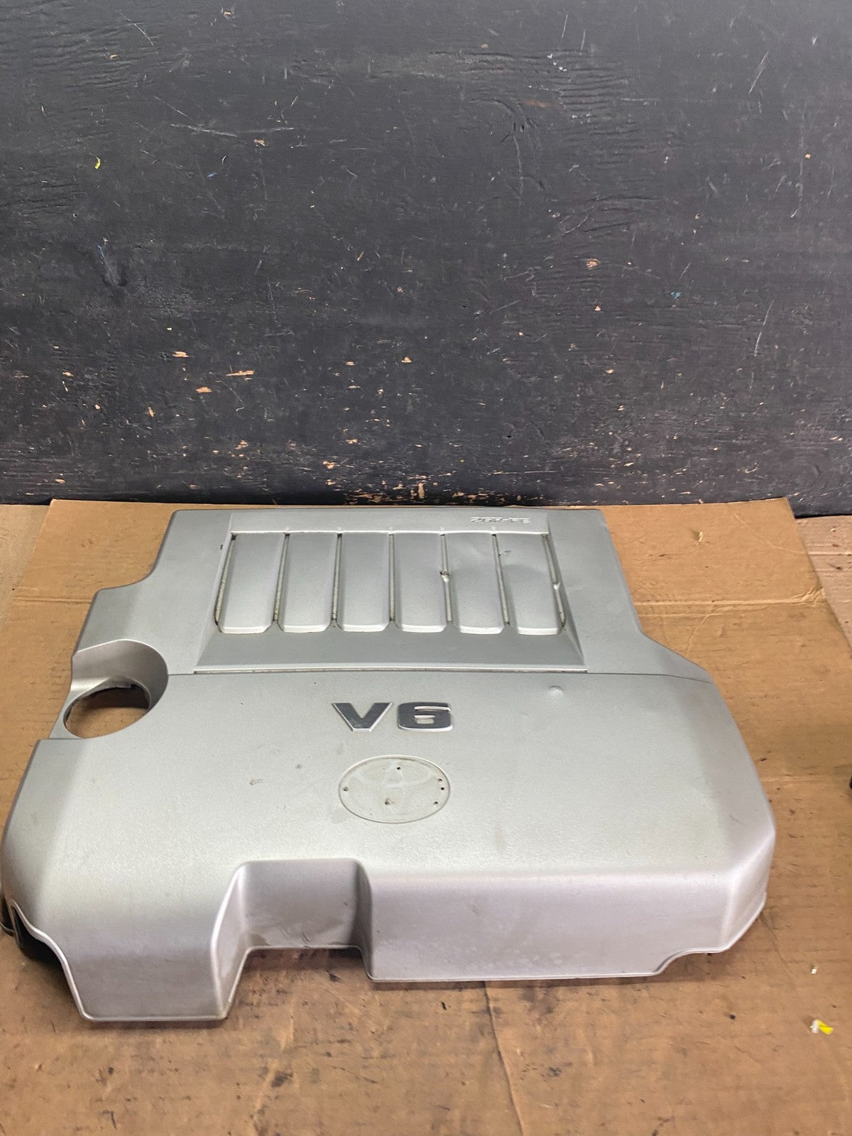 2008 to 2010 Toyota Highlander Top Engine Cover Lid OEM q8477 DG0