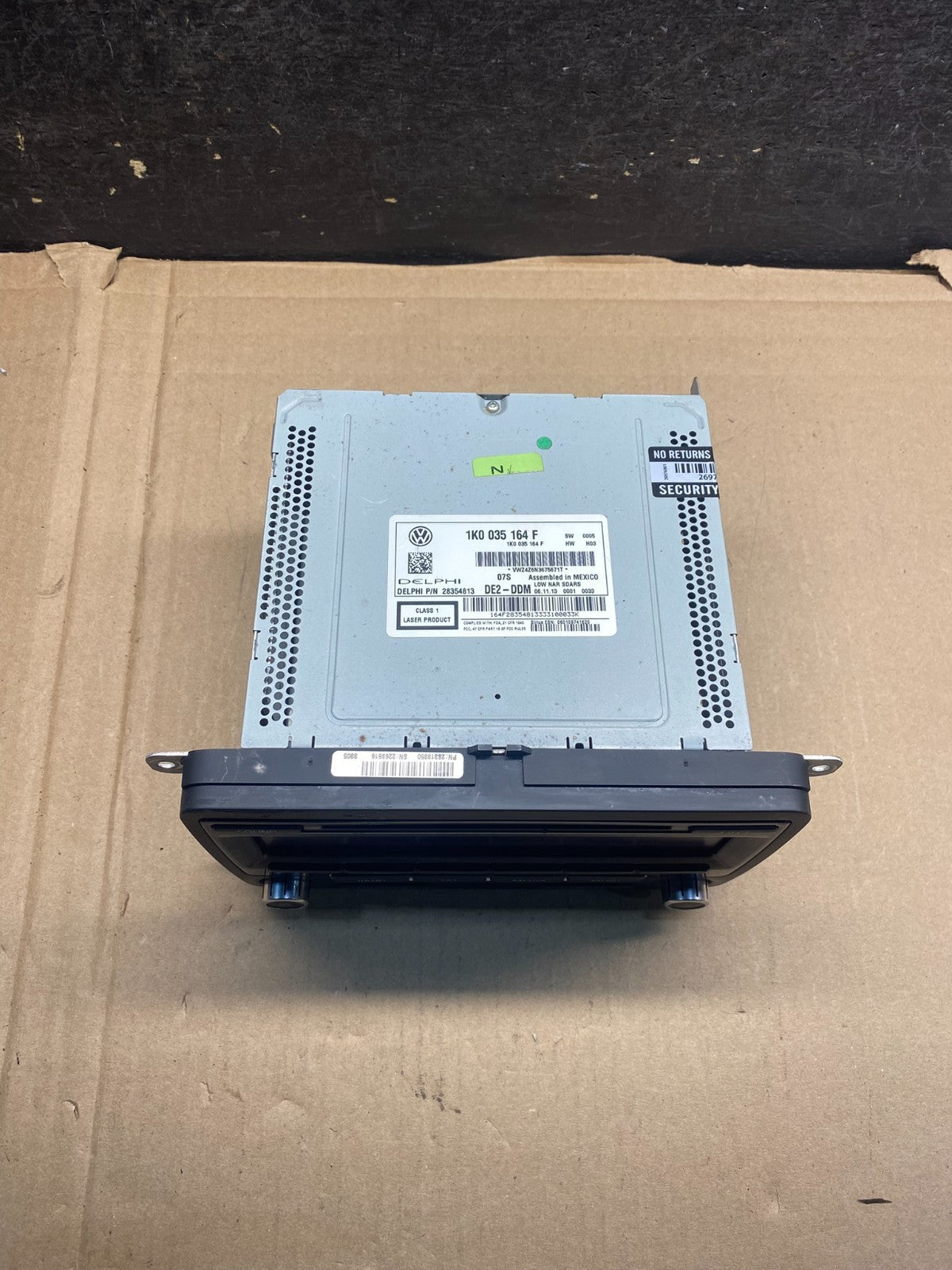 2011 to 2014 Volkswagen Passat Jetta Radio CD Player AM/FM AJ0503 DG3