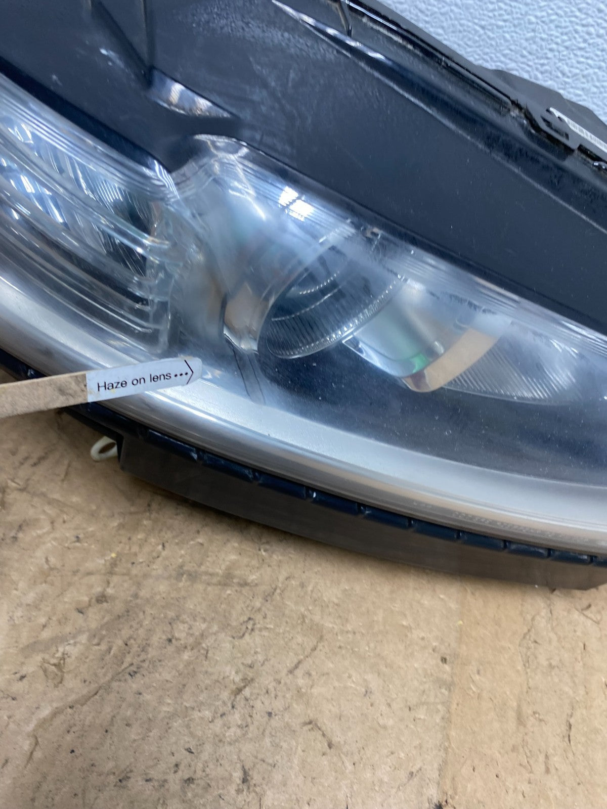 2013 to 2016 Ford Fusion Right Passenger Rh Side Headlight AD0587 DW4