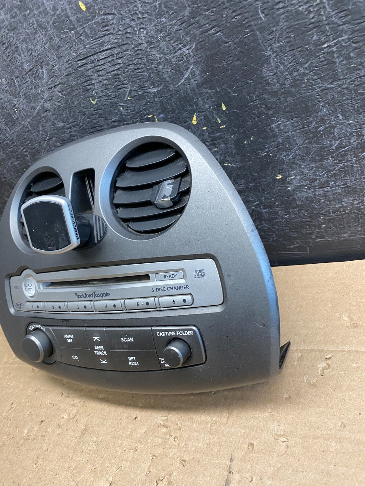 2006-2009 Mitsubishi Eclipse AMFM Radio CD Player Display Stereo Panel AG8440 DG3
