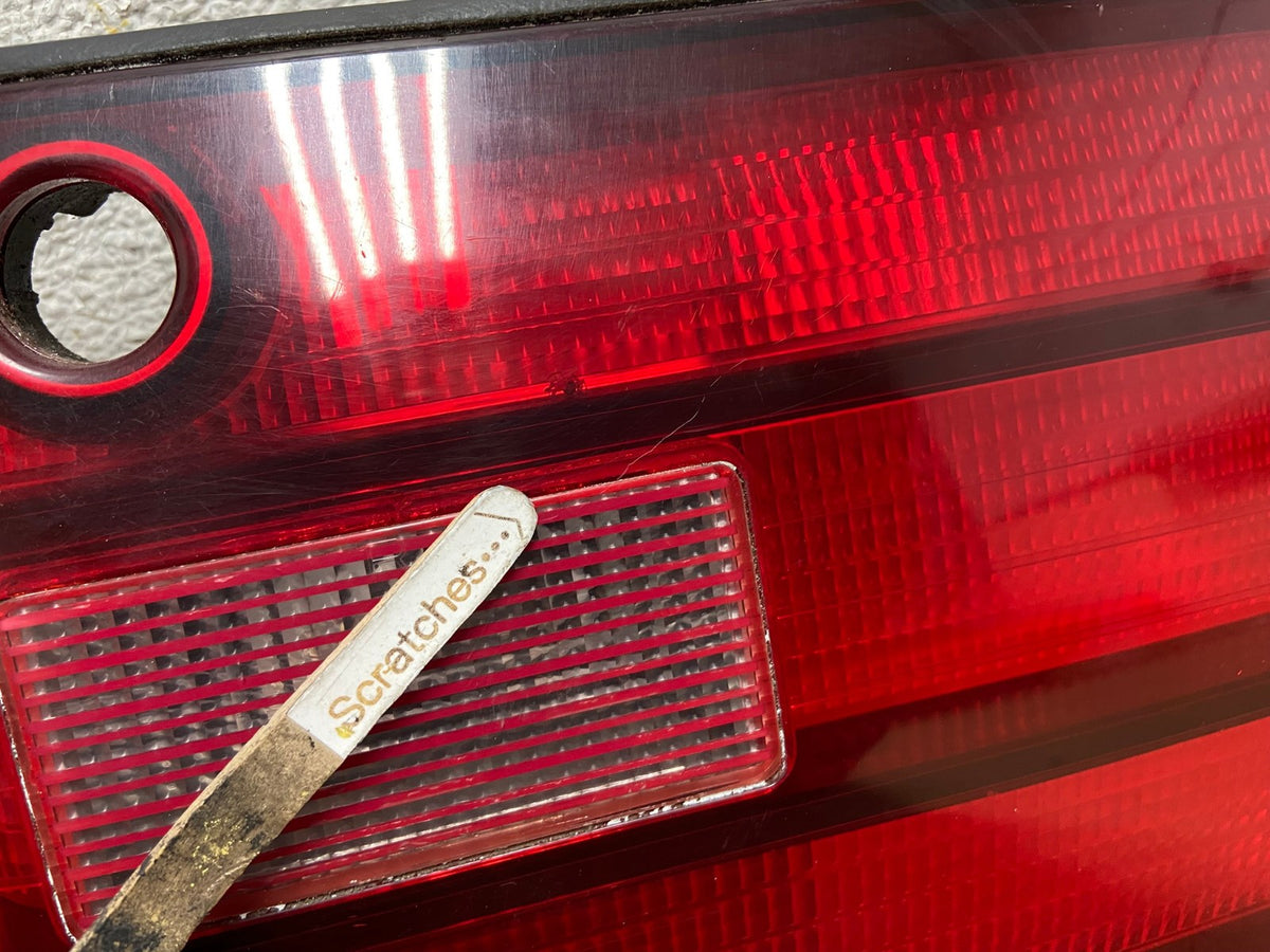 1990 - 1994 Lexus LS400 Right Passenger Tail Light 81590-50010 AH8342 LK3