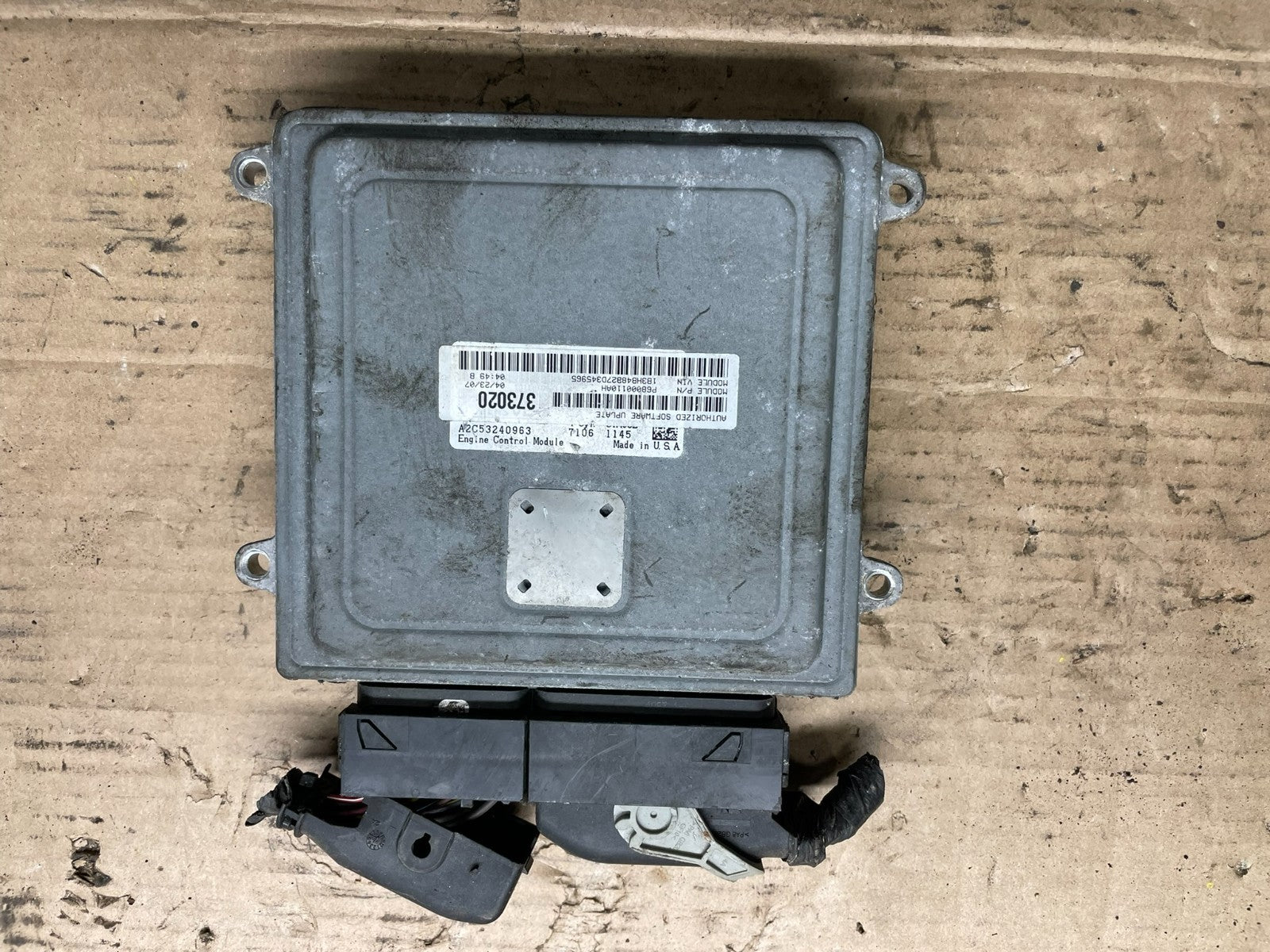 2007 to 2010 Dodge Caliber Computer Engine Control ECM p68000110ah O8526 DG1
