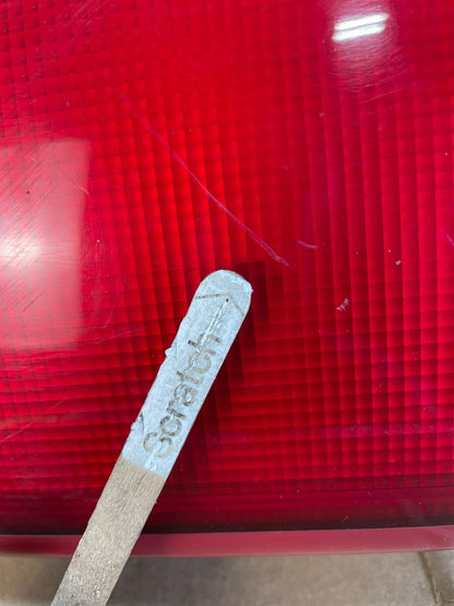 2003 2004 2005 Chevrolet Cavalier Rear Trunk LID Center Tail Light AE0802 DG3