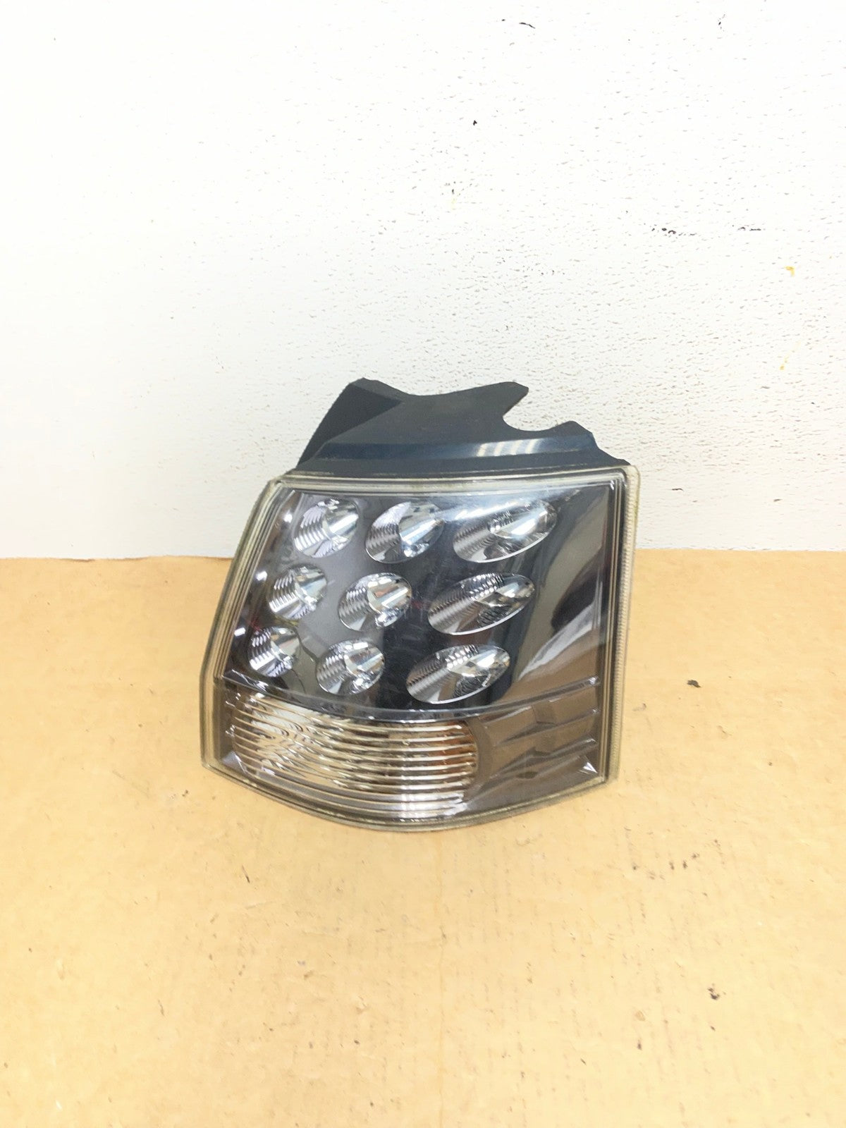 2007-2013 Mitsubishi Outlander Right Passenger Rh Side Tail Light AD4580 LK0