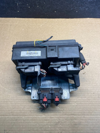 2005 Jeep Grand Cherokee Integrated Power Fuse Box Relay AF4139 DW0