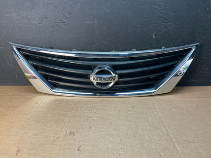 2012 to 2014 Nissan Versa Sedan Front Upper Grill Grille AE8453 DG0
