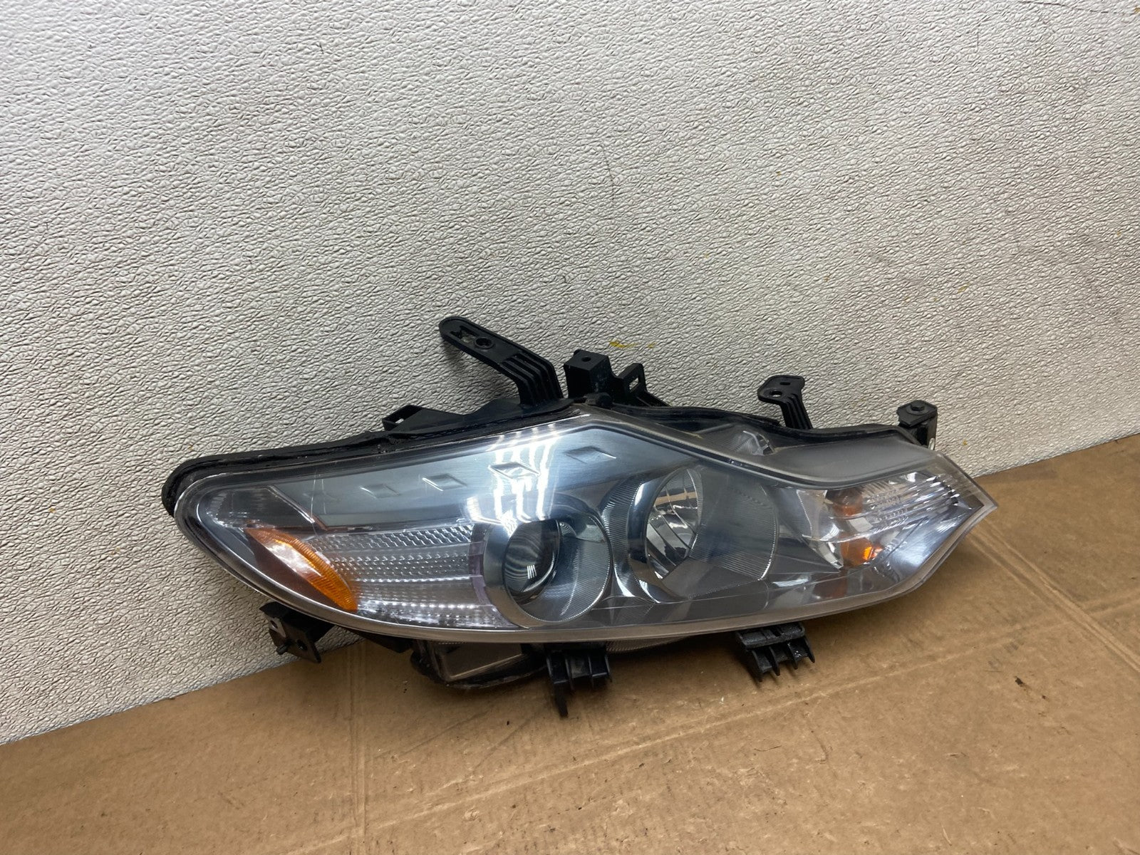 2011 to 2014 Nissan Murano Headlight Right Passenger Rh Halogen DEPO Y5694 DW0