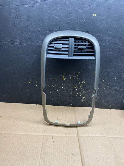 2013-2016 Chevrolet Malibu Center Radio Switch Air Vent Trim Bezel aa4595 DG0