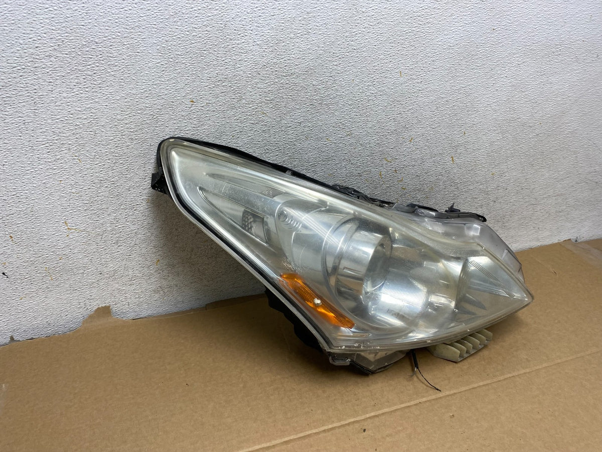 2010-2012 Infiniti G37 Right Passenger Side Xenon HID Headlight AH7715 DW1
