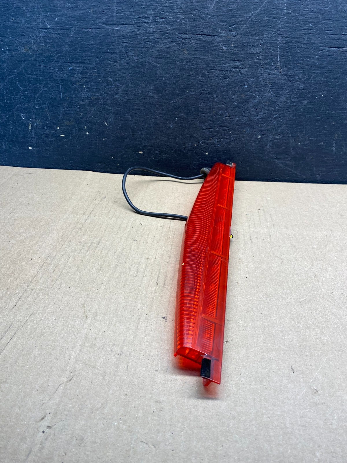 2010-2016 Cadillac SRX Rear Third Brake Stop Hight Mount Lamp Light AG9645 DG1