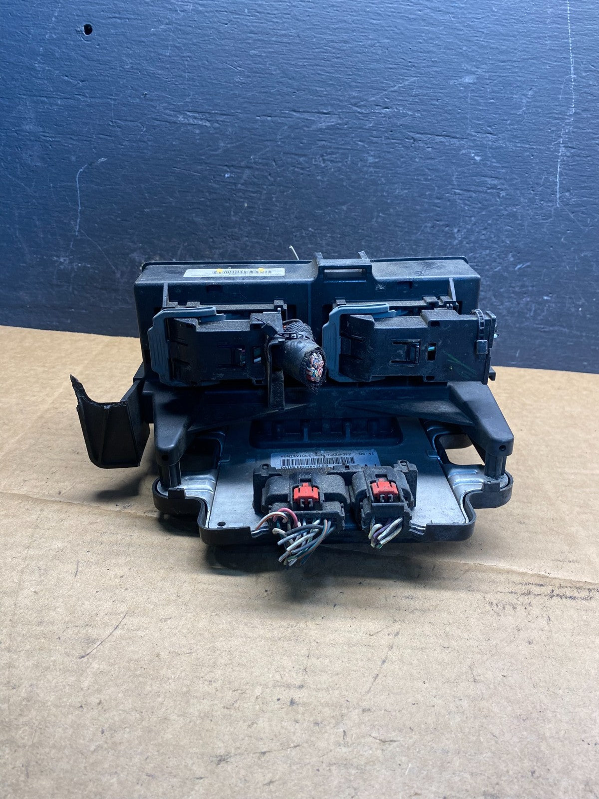 2005 Jeep Grand Cherokee BMC Body Module Power Fuse Box Relay AD7309 DG0