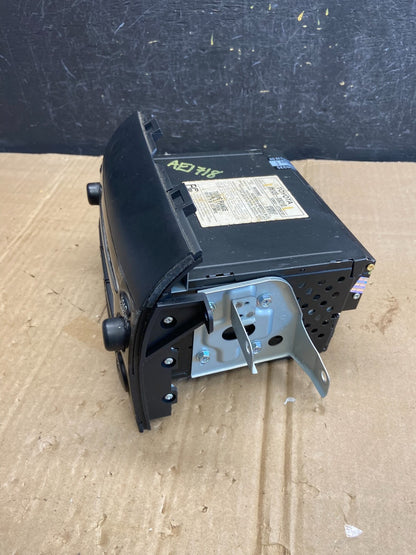 2004 to 2010 Toyota Sienna AM FM CD WMA Mp3 Radio Receiver AE1718 DG4