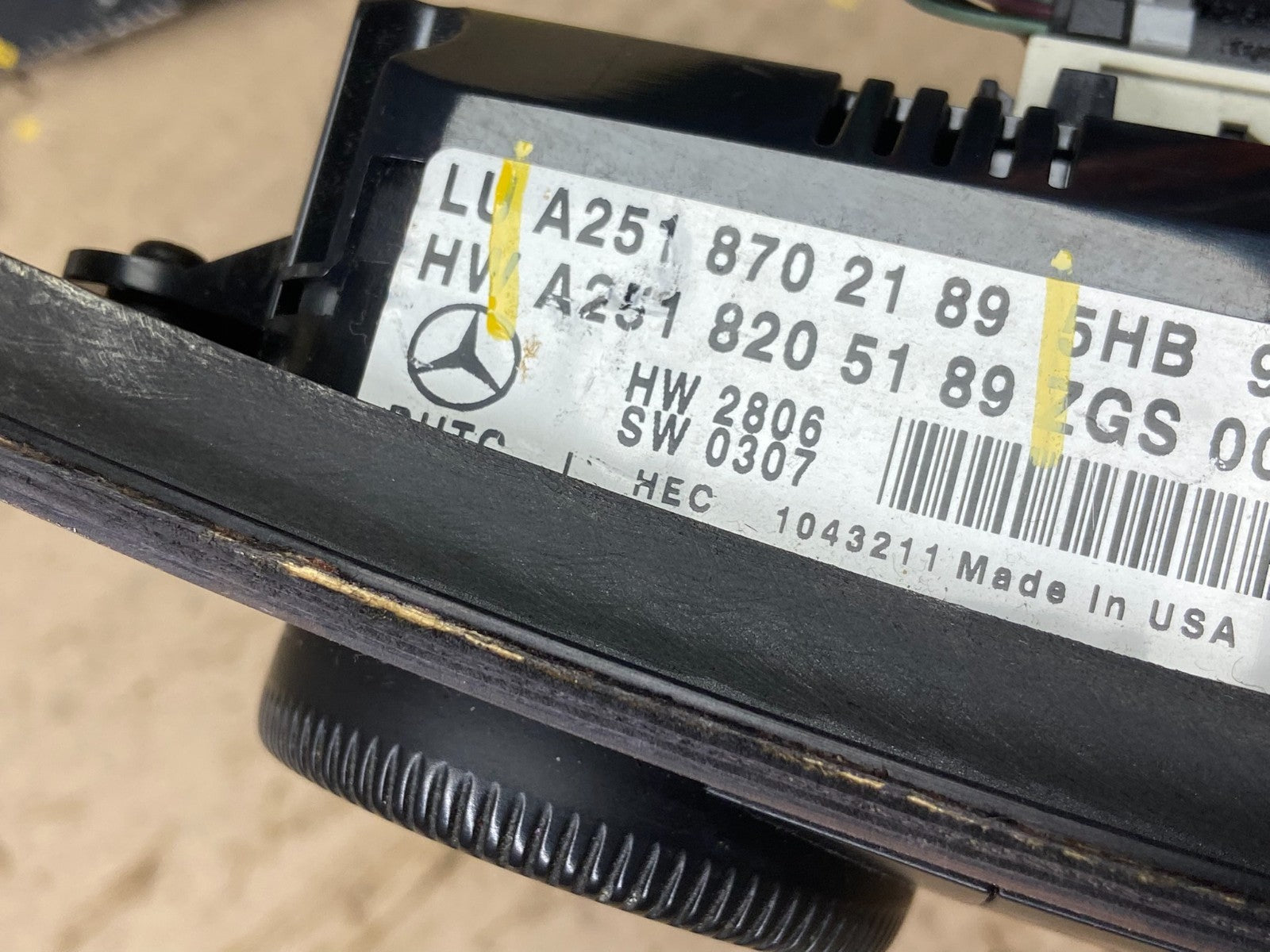 2006 to 2008 Mercedes W251 R350 AC Temp Heater Climate Control OEM X6174 DG6