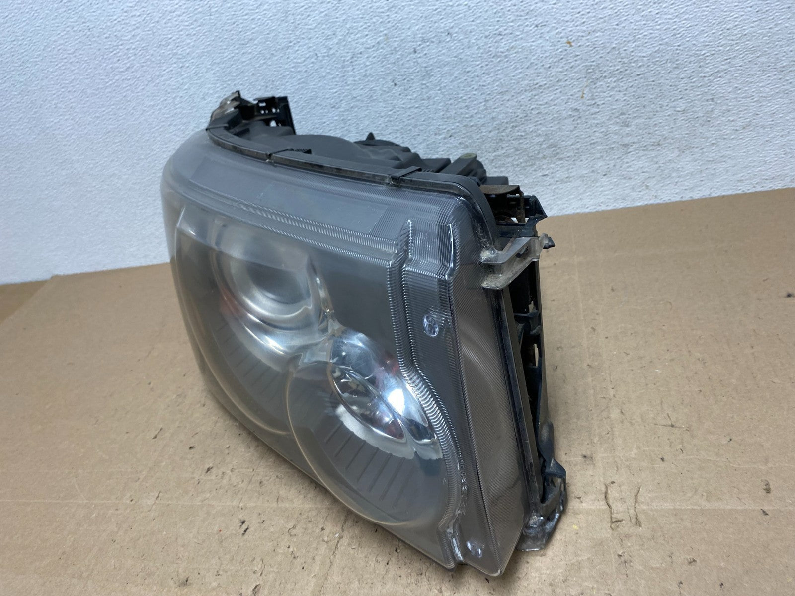 2006-2009 Land Rover Range Rover Right Passenger Xenon Headlight AE6538 DW1