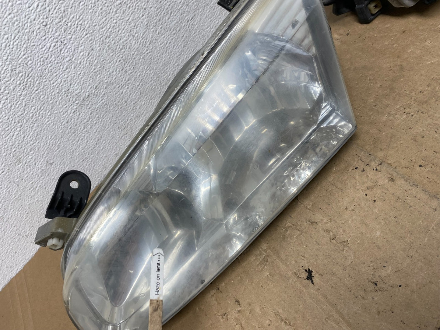 2000 to 2001 Toyota Camry Front Left+Right Side Headlights AC5825 DW5