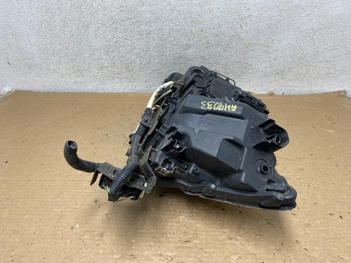 2006 - 2010 Lexus IS250 Right Passenger RH Side Halogen Headlight AH9033 DW7