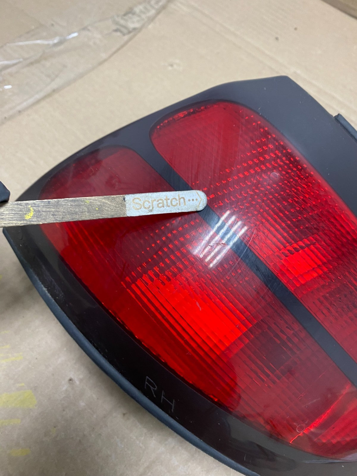 1998 - 1999 Ford Taurus Wagon Right Passenger RH Side Tail Light U0800 DW3