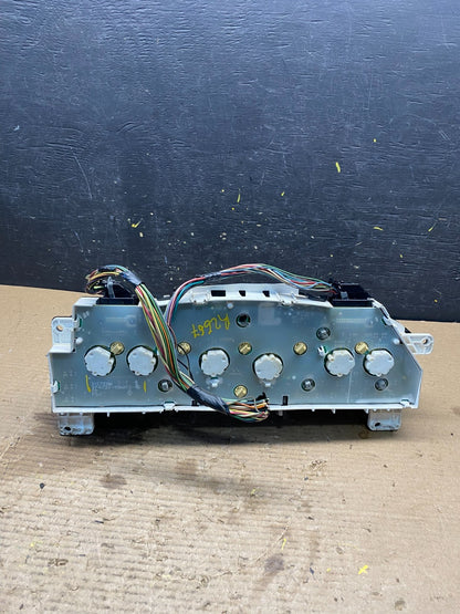 2006 Ford E350 Gauge Speedometer Cluster OEM r2667 DG5