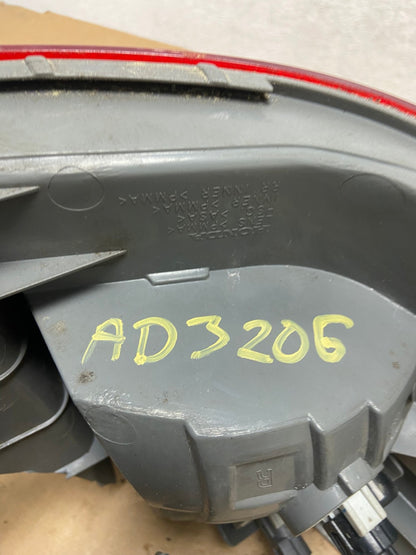 2005 2006 2007 Honda Odyssey Right Passenger RH Side Tail Light AD3206 LK7