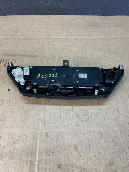 2013 to 2018 Nissan Pathfinder Radio Audio Climate Control AC5222 DG7