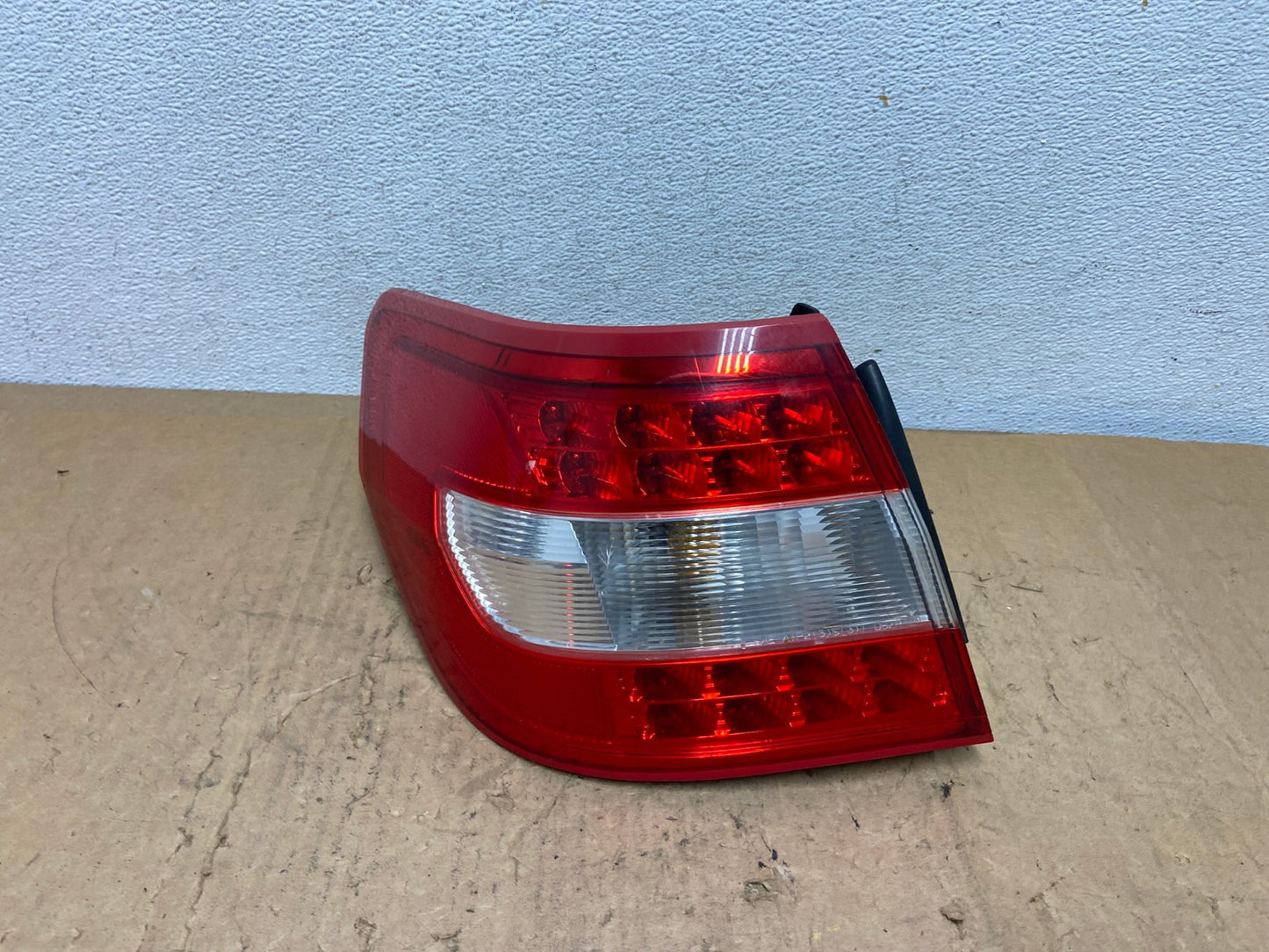 2007 to 2009 Lincoln MKZ Zephyr Left Driver Lh Side Tail Light AD0597 LK0