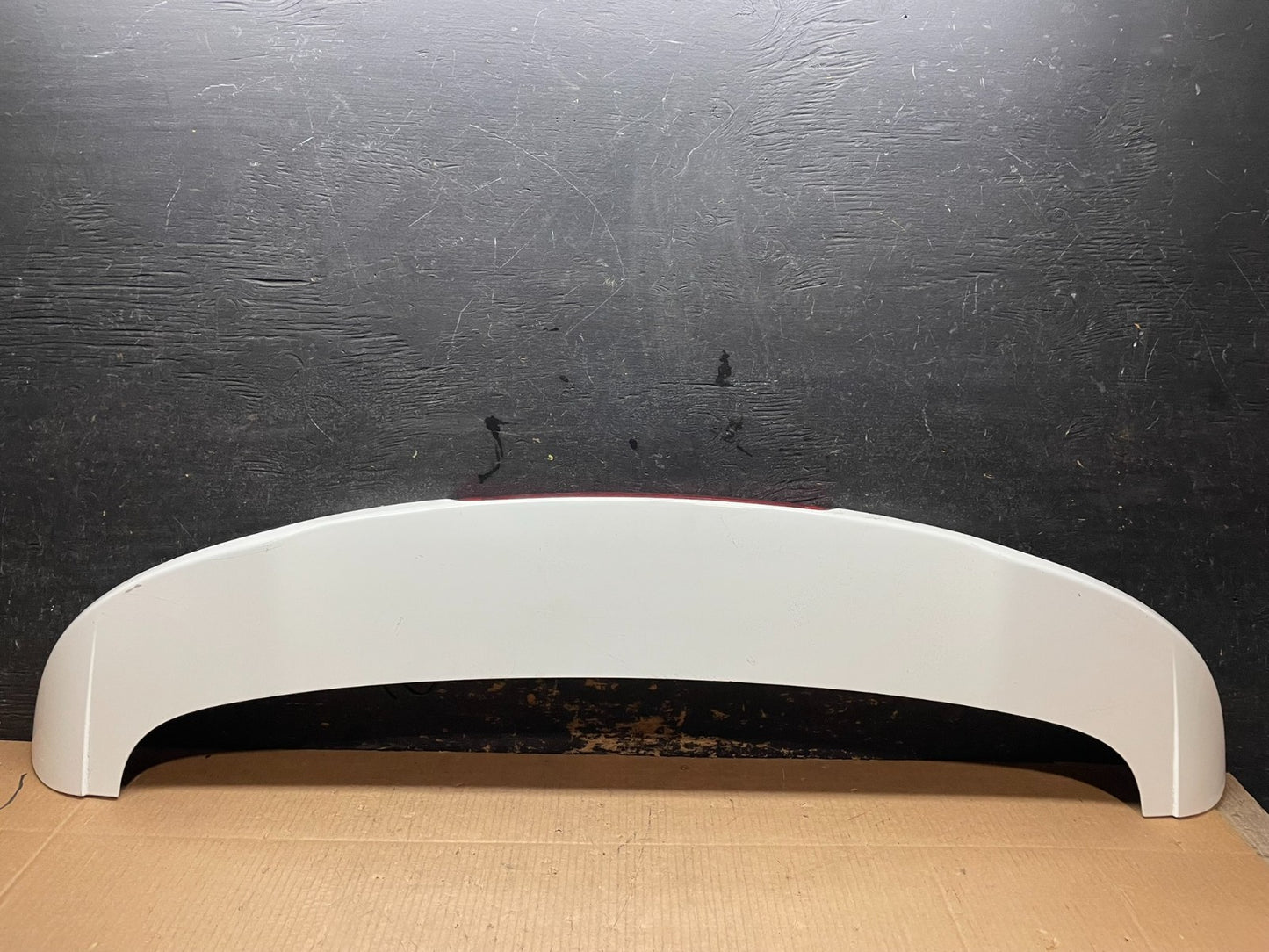 2015 to 2020 Kia Sedona Rear Trunk Spoiler Wing Oem Y1767 DG0