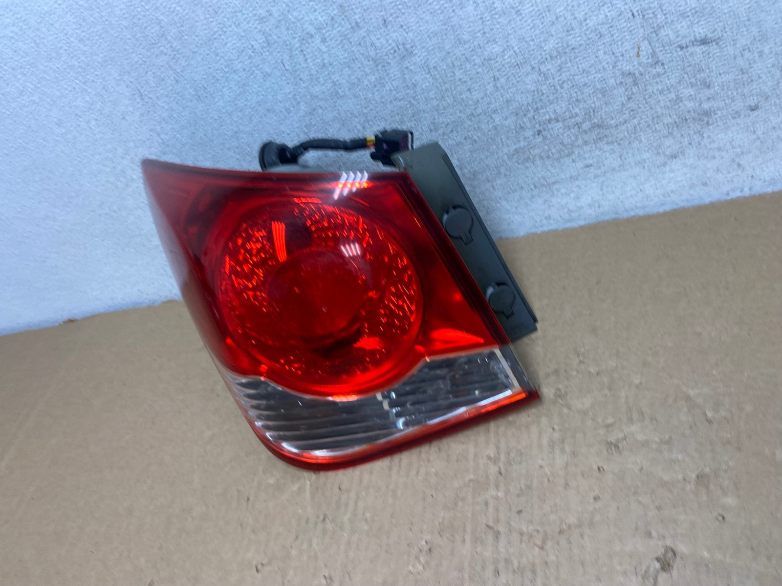 2011 2012 2013 2014 Chevrolet Cruze Left Driver LH Side Tail Light AF7394 LK1