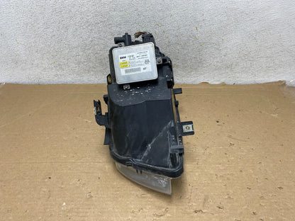 2009-2011 Bmw 3 Series 328i 4/D Sedan Right Passenger Headlight Xenon AH88897