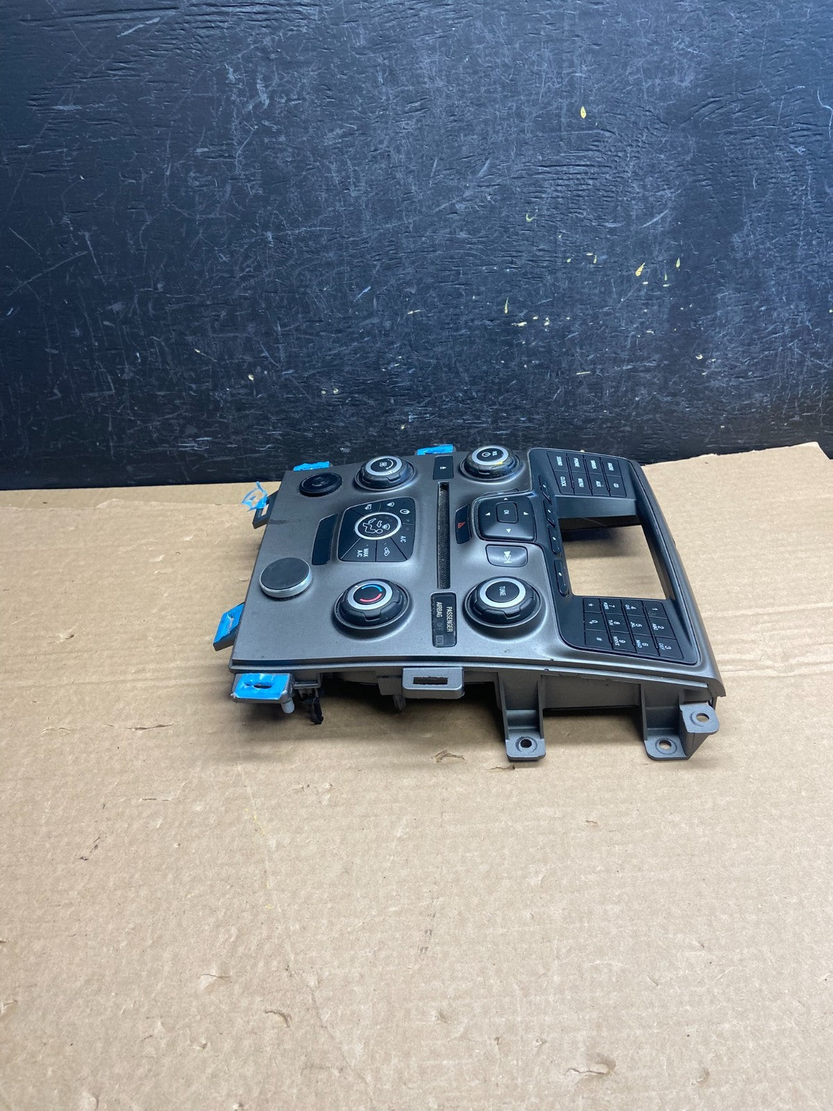 2011-2014 Ford Edge Heater Climate Control Radio CD Control Dash Bezel af2485 DG2