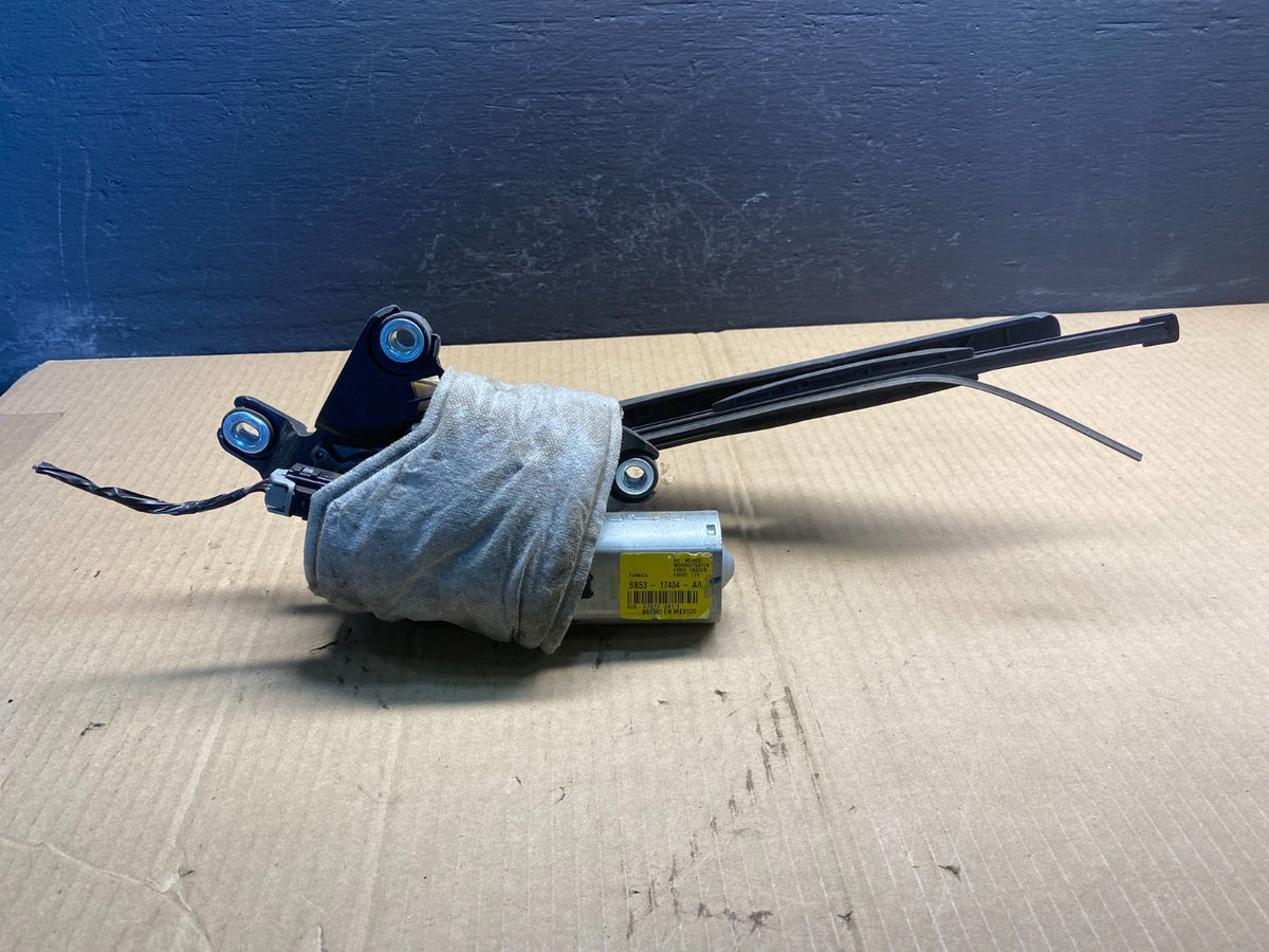 2011 to 2019 Ford Explorer Rear Windshield Wiper Motor AC0884 DG5