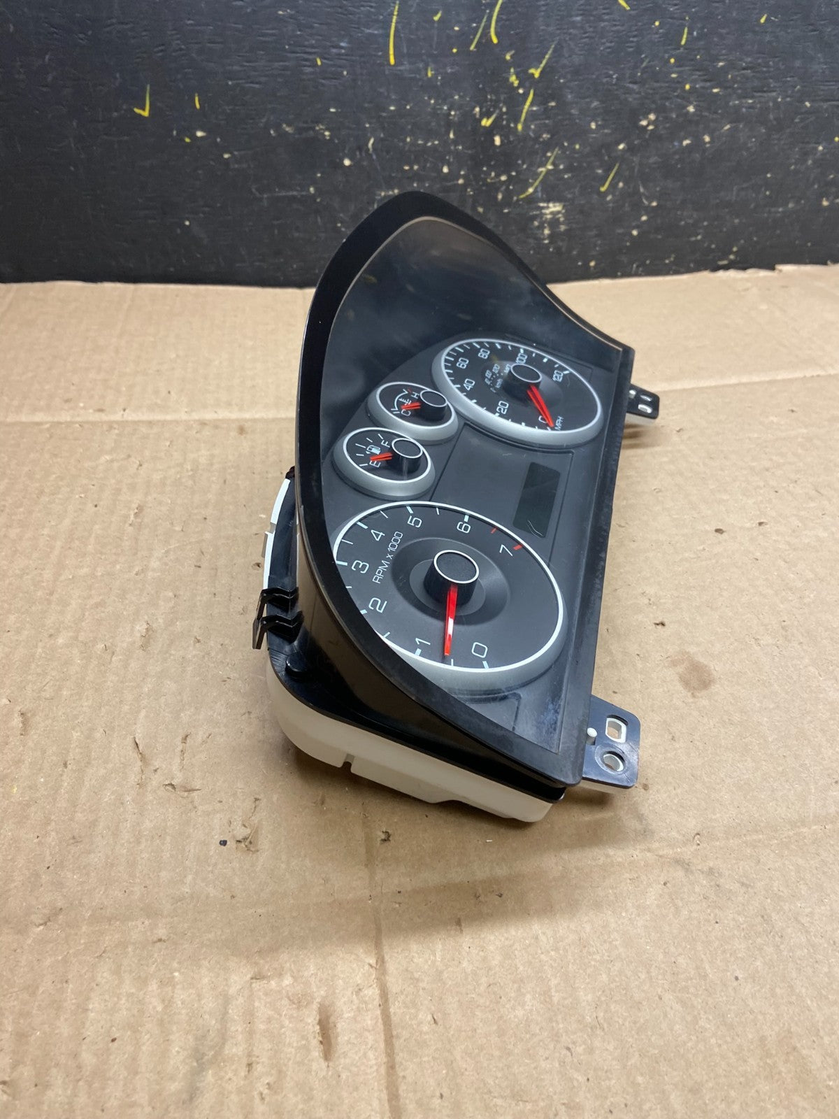 2009  Ford Fusion Instrument Speedometer Gauge Cluster OEM y2225 DG2