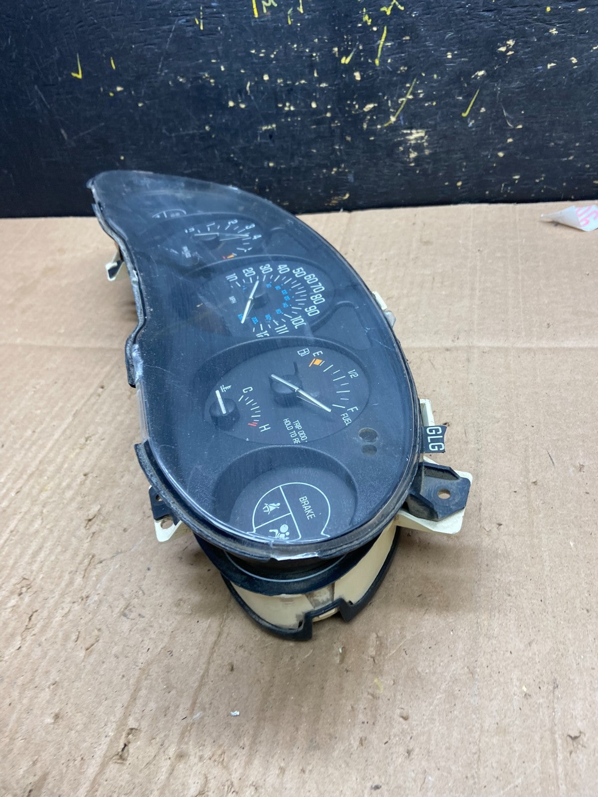 1999 to 2004 Buick Regal Dash Speedometer Cluster Gauge Oem AA8110 DG3