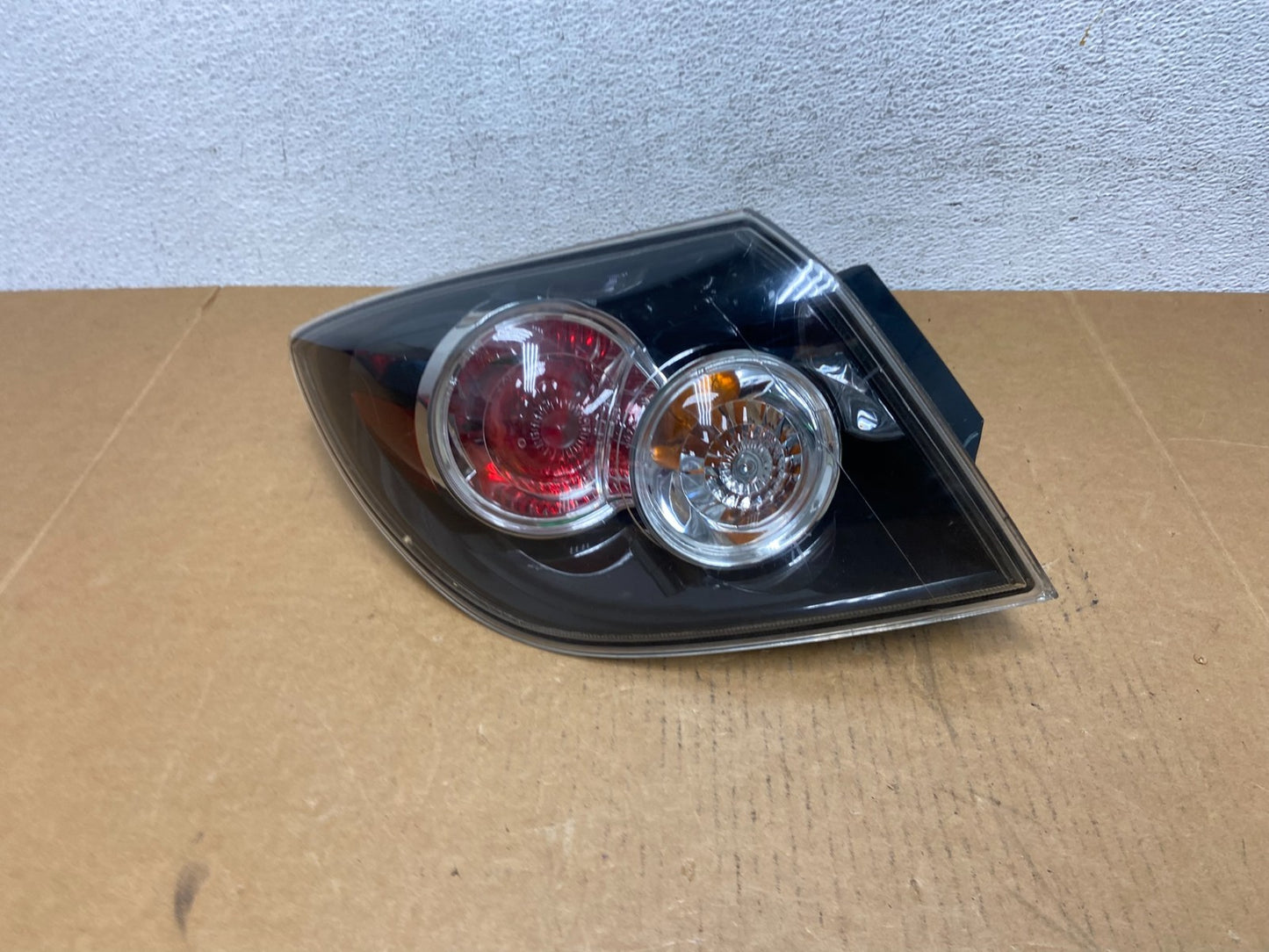 2007 2008 2009 Mazda 3 Hatchback Left Driver LH Side Tail Light AD9025 DW0