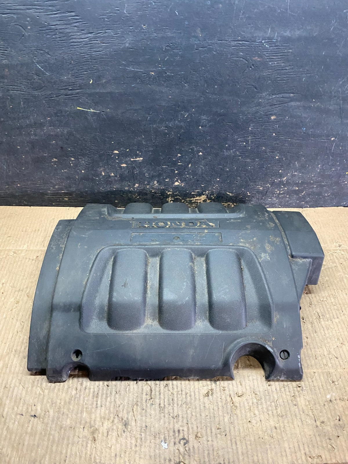 2005 to 2007 Honda Odyssey Black Engine Cover T9627 DG0