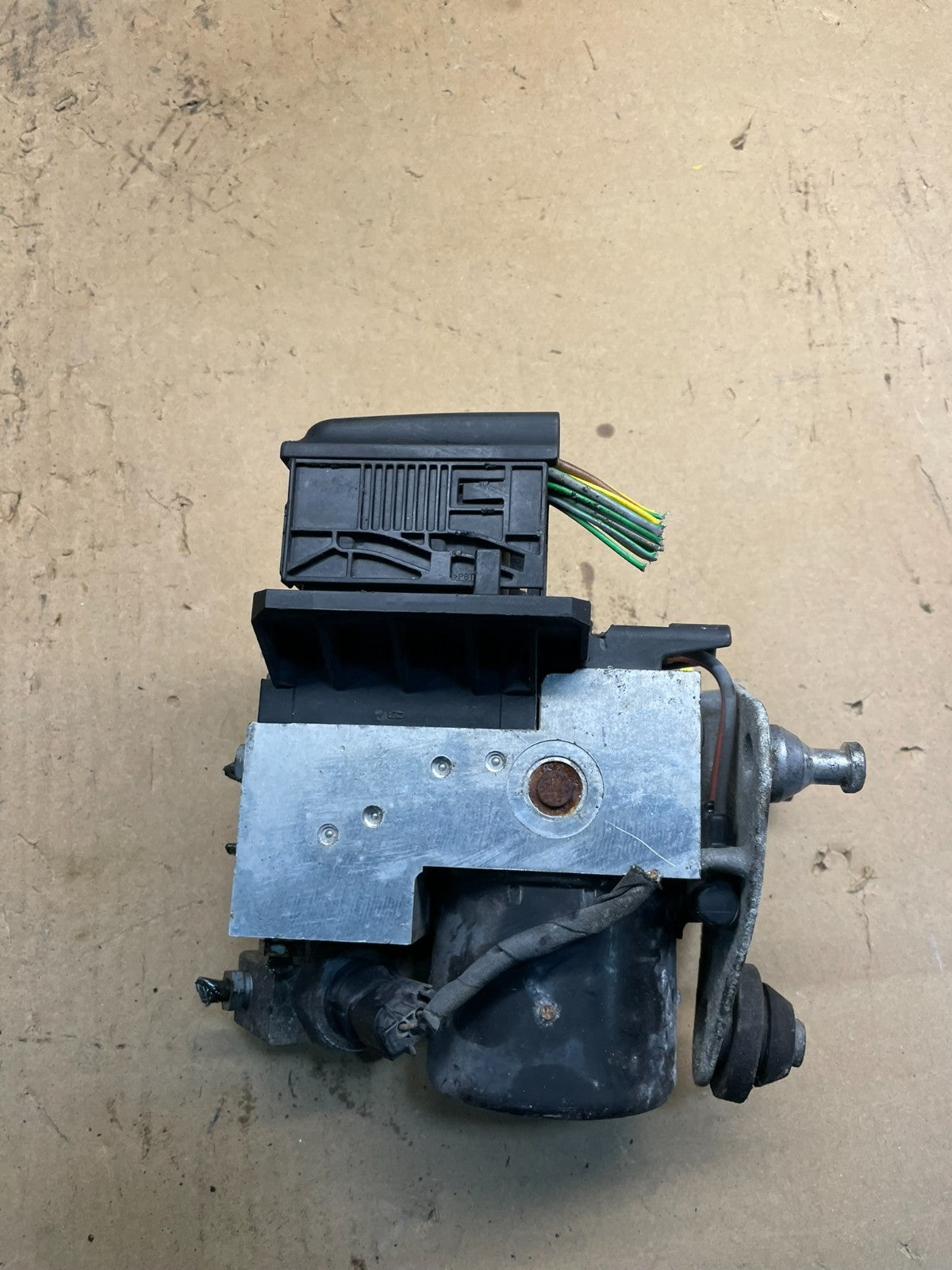 1998 to 1999 Mercedes W208 CLK320 CLK430 ABS Anti Lock Brake Pump w6826 DG1