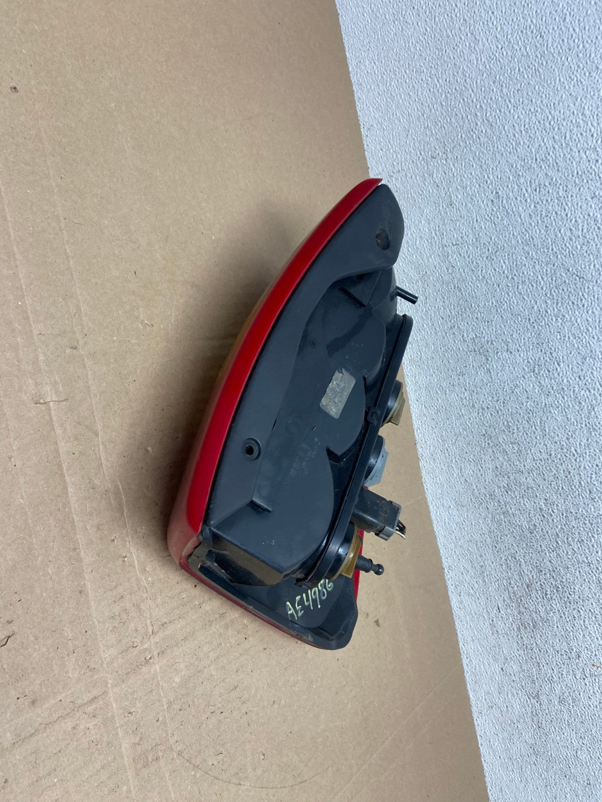 1999-2004 Jeep Grand Cherokee WJ Right Passenger Side Rh Tail Light AE4986 LK3