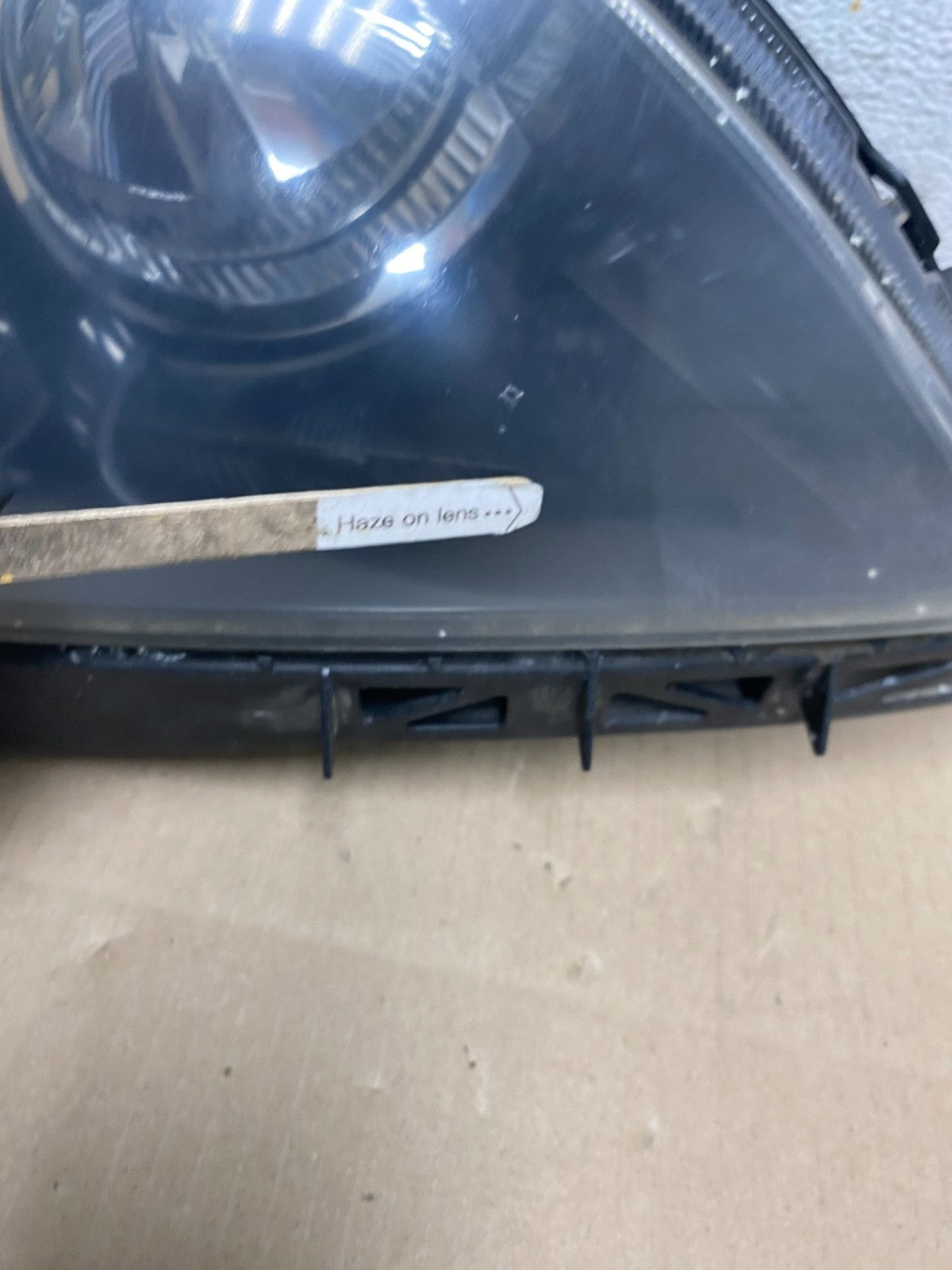 2004 to 2009 Mazda 3 Hatchback Right Passenger Rh Side Headlight AG5826 DW4