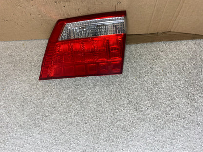 2005 2006 2007 Honda Odyssey Inner Right Passenger RH Tail Light U8347 DW0