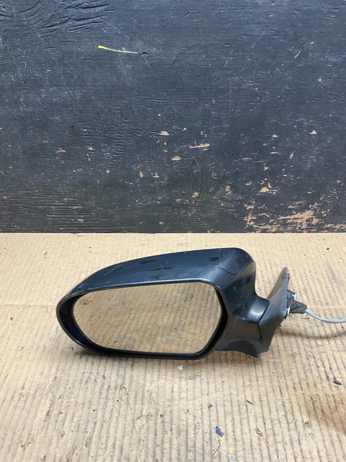 2005-2009 Subaru Legacy Outback Left Driver Side Door Mirror Oem T6693 DG8